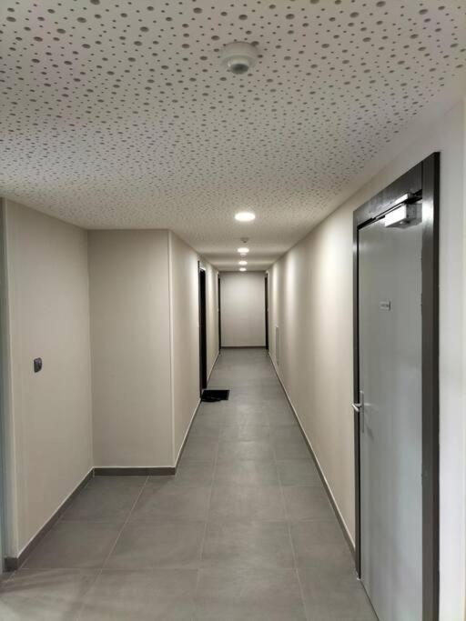Appartement F2 De Haut Standing En Hypercentre Avec Jardin Prive A 270 M De La Gare De Mantes ! 外观 照片