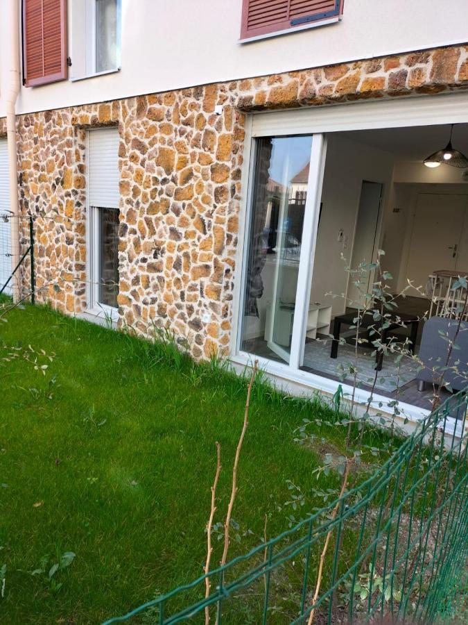 Appartement F2 De Haut Standing En Hypercentre Avec Jardin Prive A 270 M De La Gare De Mantes ! 外观 照片