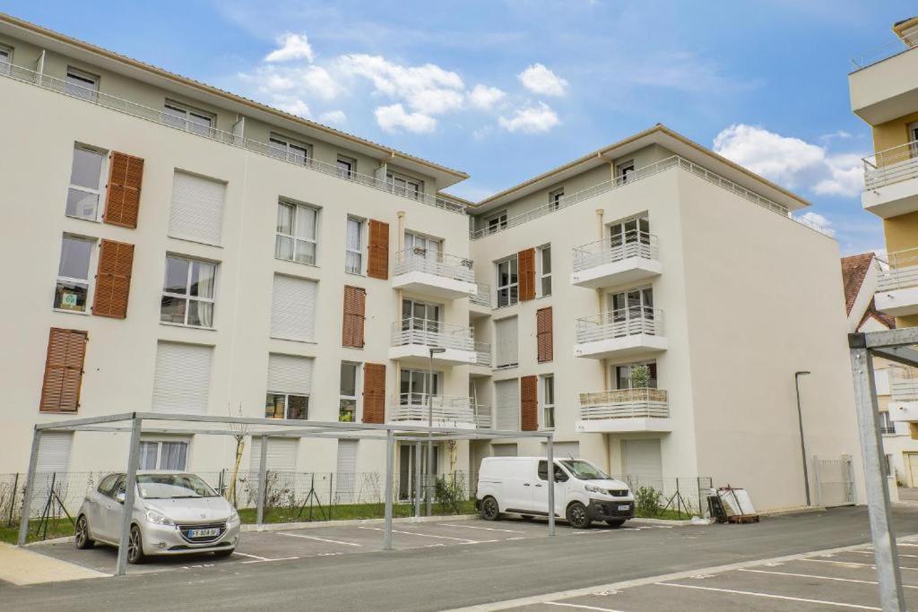 Appartement F2 De Haut Standing En Hypercentre Avec Jardin Prive A 270 M De La Gare De Mantes ! 外观 照片
